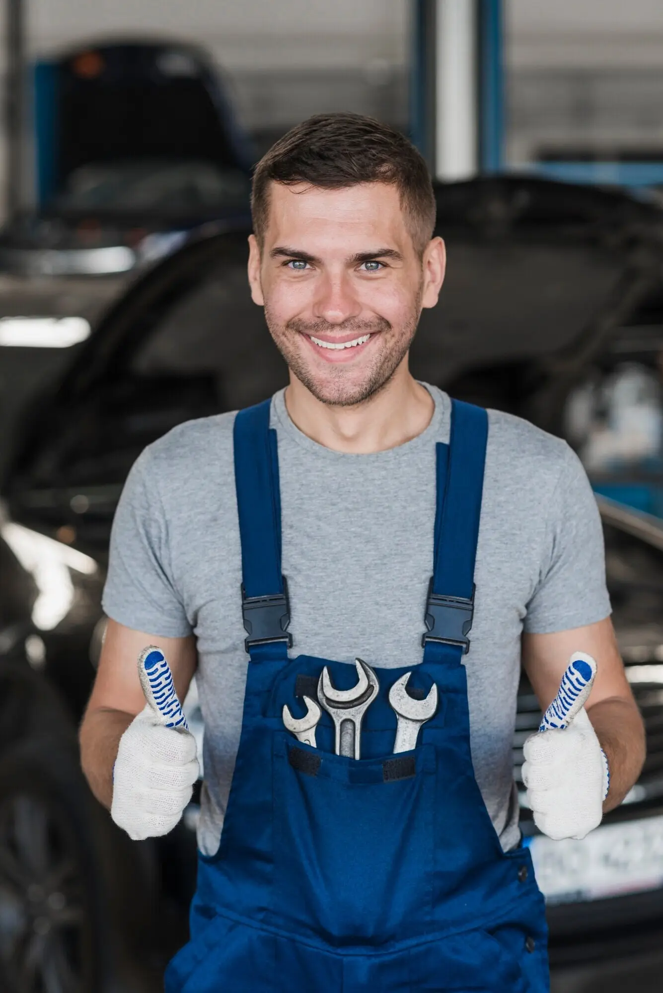 Пожалуйста, пришлите исходный текст описания, которое нужно перефразировать.